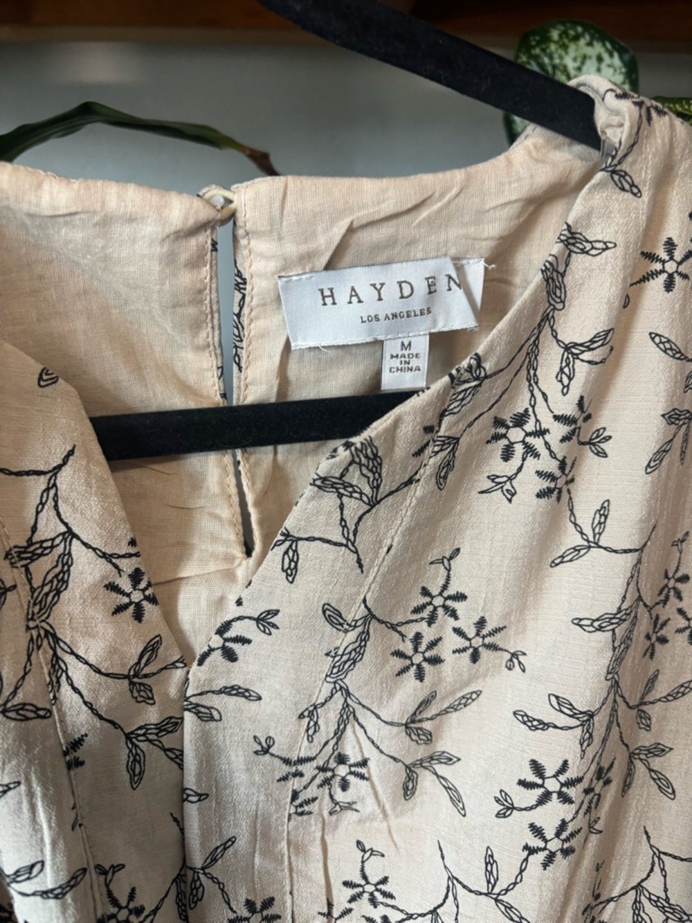 Hayden Botanical Print Cinch Waist Tiered Dress | Medium - Picture 7 of 9